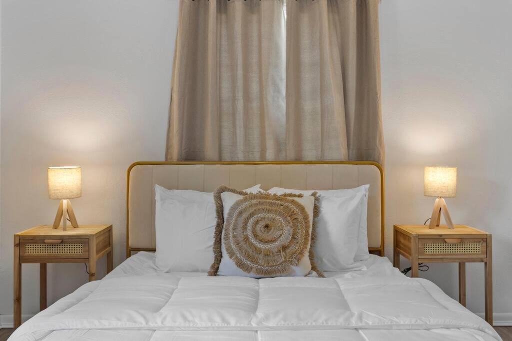 Holiday home Boho Inspired In The Heart Of Bay!